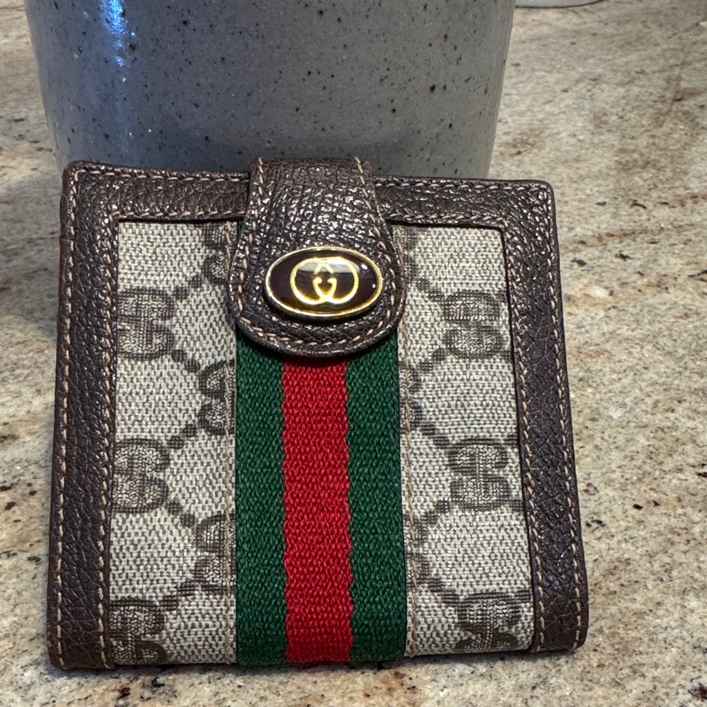 Gucci Shelly Bifold Coated Canvas W/Leather Trim